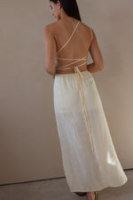 ROBE ISIA