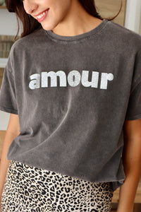 TEE AMOUR PAILLETTES